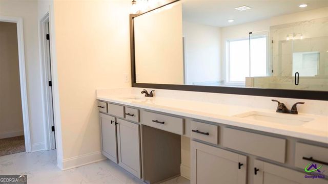 304 Garnet Drive, Bonaire, GA 31005