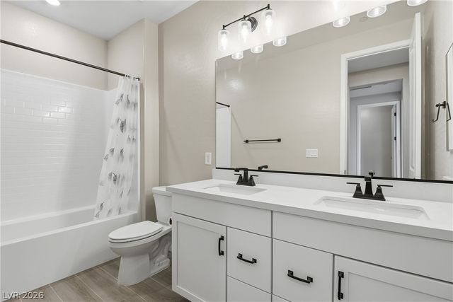 11852 River Hawk Avenue, Las Vegas, NV 89138