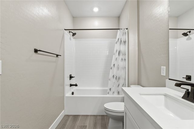 11852 River Hawk Avenue, Las Vegas, NV 89138