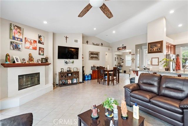 236 Jam, Hemet, CA 92544