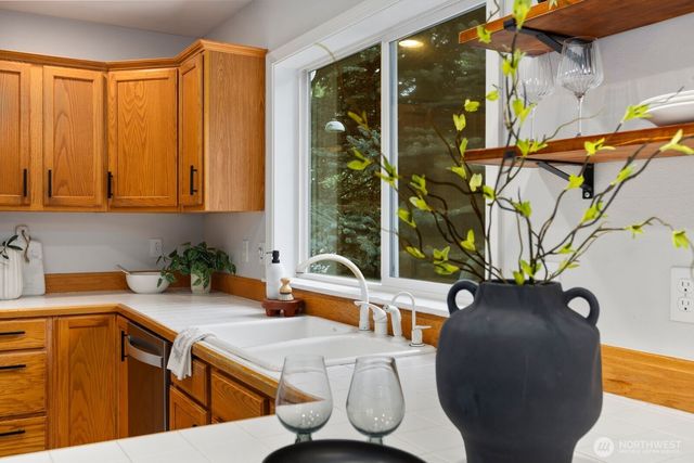 4405 S 261st Street, Kent, WA 98032