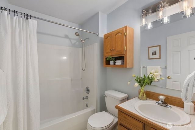4405 S 261st Street, Kent, WA 98032