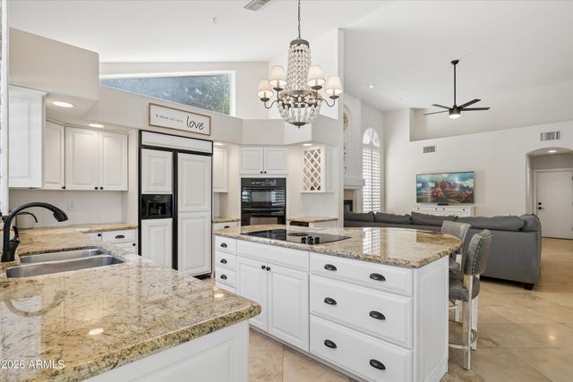 10038 E CORRINE Drive, Scottsdale, AZ 85260