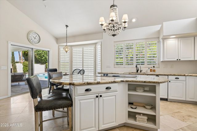 10038 E CORRINE Drive, Scottsdale, AZ 85260