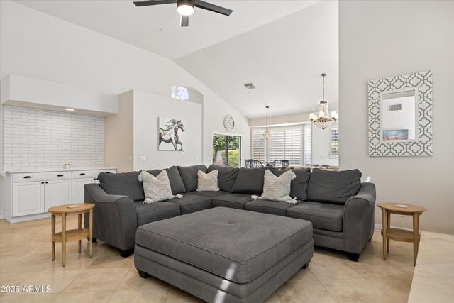 10038 E CORRINE Drive, Scottsdale, AZ 85260
