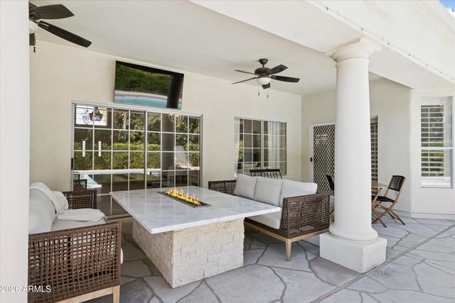 10038 E CORRINE Drive, Scottsdale, AZ 85260