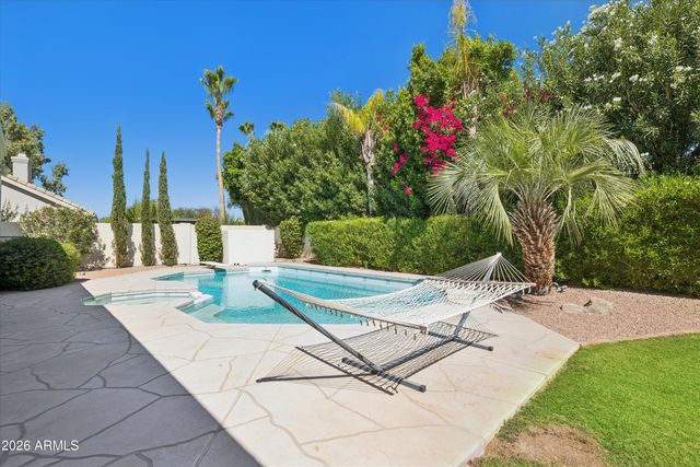 10038 E CORRINE Drive, Scottsdale, AZ 85260