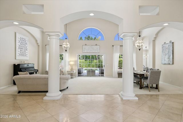 10038 E CORRINE Drive, Scottsdale, AZ 85260
