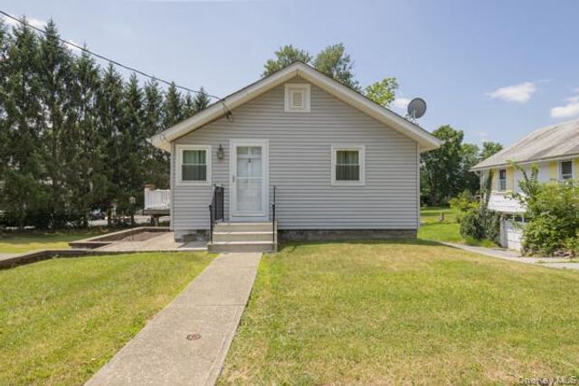 8 Murray Avenue, Goshen, NY 10924