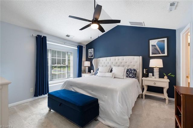 556 Oxford Street, Winston-salem, NC 27103