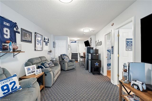 556 Oxford Street, Winston-salem, NC 27103