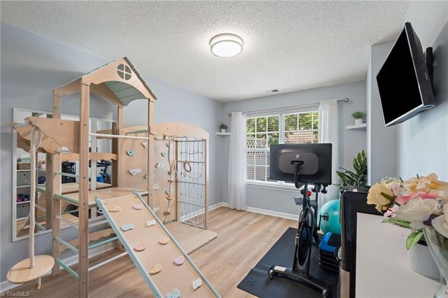 556 Oxford Street, Winston-salem, NC 27103