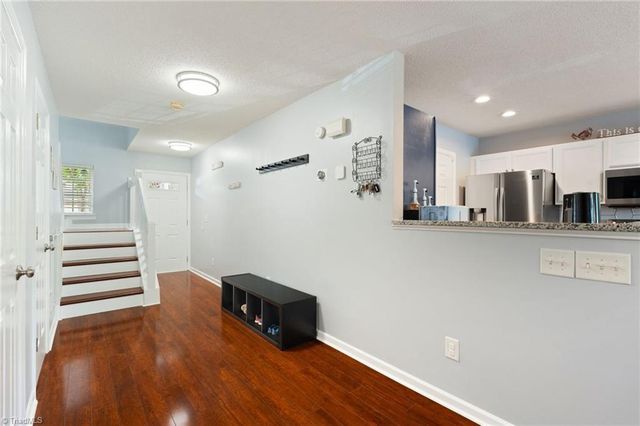 556 Oxford Street, Winston-salem, NC 27103