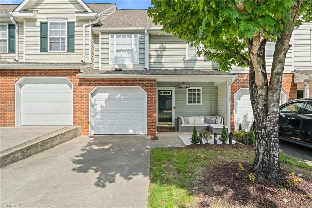 556 Oxford Street, Winston-salem, NC 27103