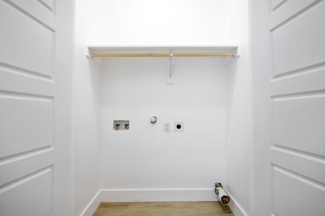 1928 Pueblo Street, Dallas, TX 75212