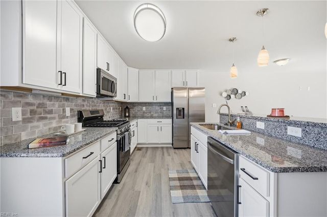 5000 Lacy CT, Suffolk, VA 23434