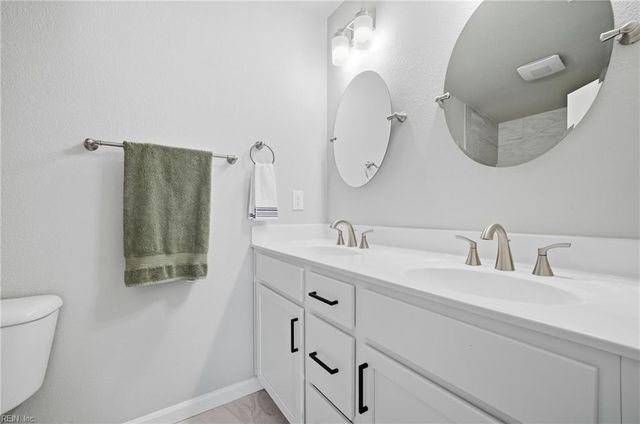 5000 Lacy CT, Suffolk, VA 23434