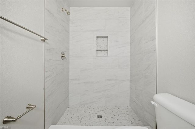 5000 Lacy CT, Suffolk, VA 23434