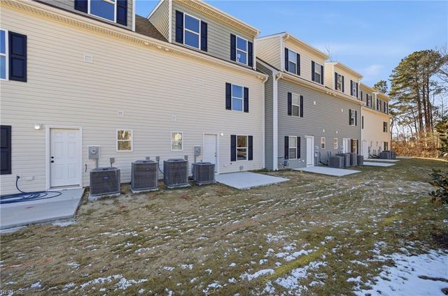 5000 Lacy CT, Suffolk, VA 23434