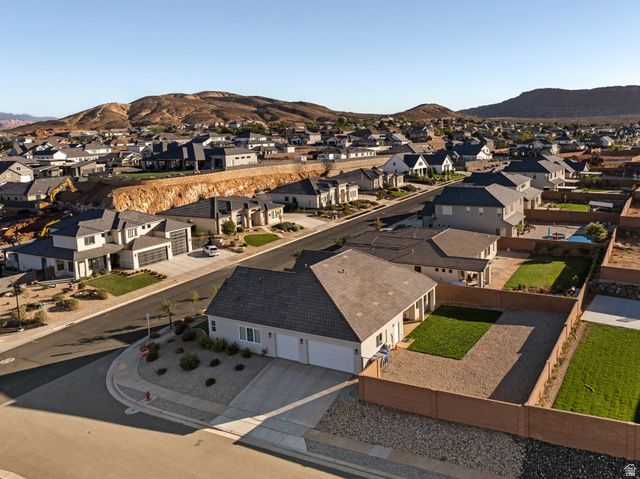 962 E BLACK OAK DR, Washington, UT 84780