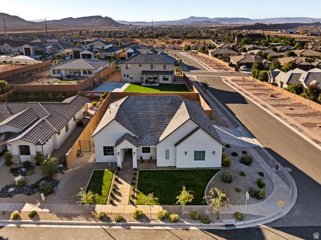 962 E BLACK OAK DR, Washington, UT 84780