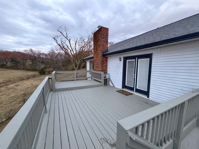 660 Gibbs Ln, Gallatin, TN 37066