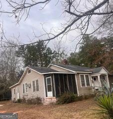 96 Jesse Johnson Drive, Blakely, GA 39823