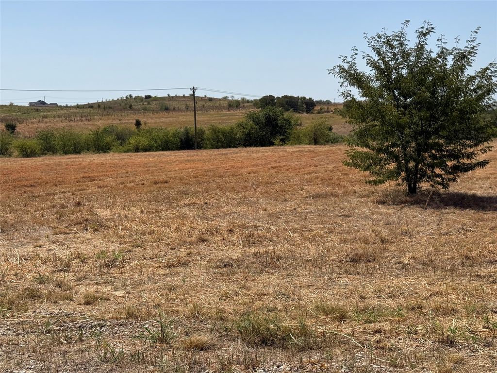 2601 Lucky Pepper Drive, Granbury, TX 76049