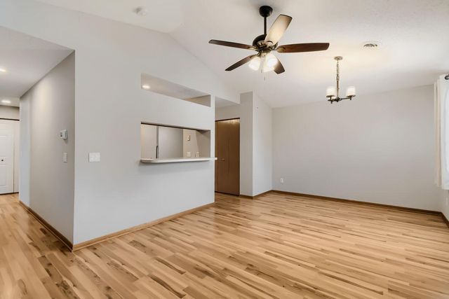 9102 Terra Verde Trail, Eden Prairie, MN 55347