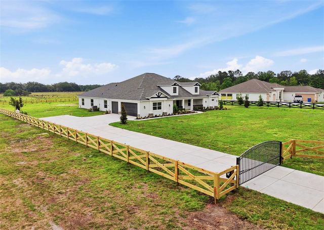 3264 STATION BOULEVARD, Brooksville, FL 34604