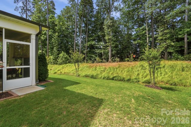 8205 Franklin Trail Street, Mint Hill, NC 28227