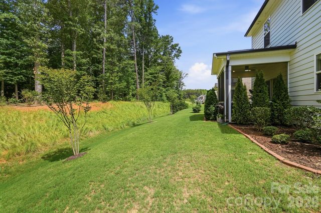 8205 Franklin Trail Street, Mint Hill, NC 28227