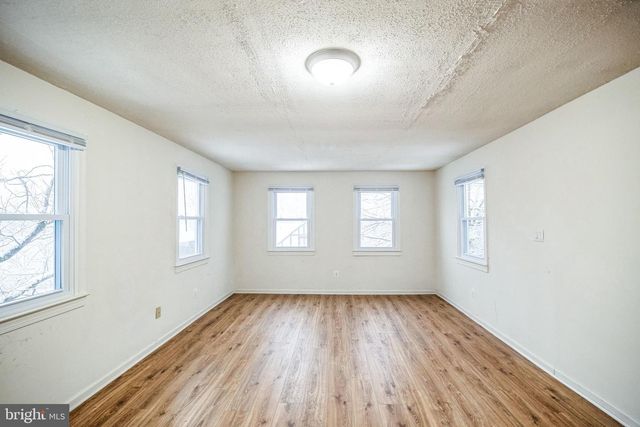 16080 DEER PARK DR, Dumfries, VA 22025