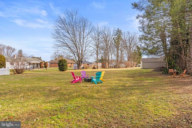 1 ASH LANE, Cleona, PA 17042