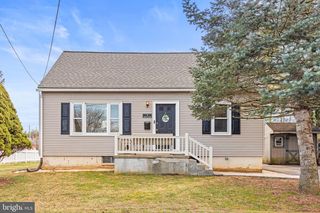 1 ASH LANE, Cleona, PA 17042