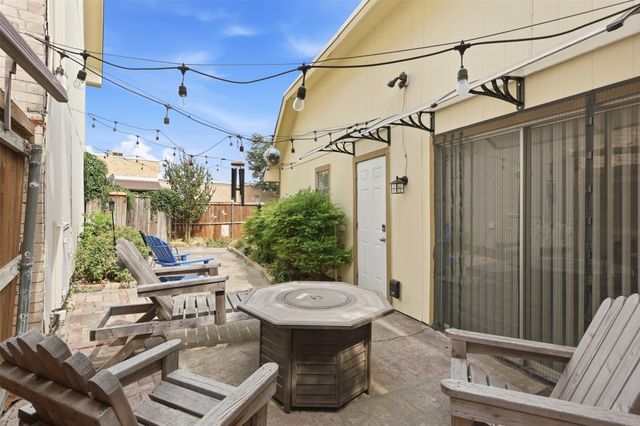 13915 Brookgreen Drive, Dallas, TX 75240