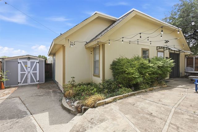 13915 Brookgreen Drive, Dallas, TX 75240