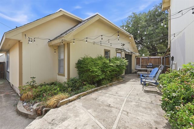 13915 Brookgreen Drive, Dallas, TX 75240