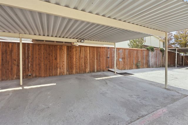 13915 Brookgreen Drive, Dallas, TX 75240