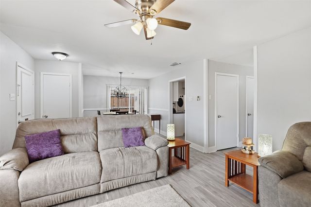 13915 Brookgreen Drive, Dallas, TX 75240