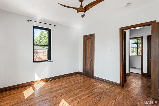6550 Walsh Street, St Louis, MO 63109