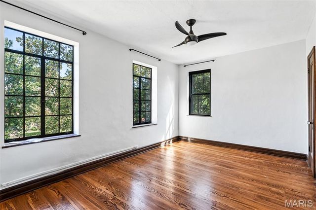 6550 Walsh Street, St Louis, MO 63109