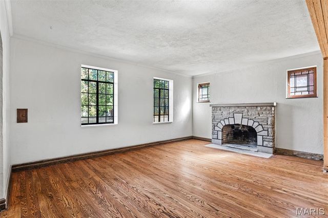 6550 Walsh Street, St Louis, MO 63109