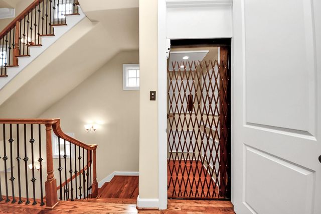 2407 Brazoria Street B, Houston, TX 77019