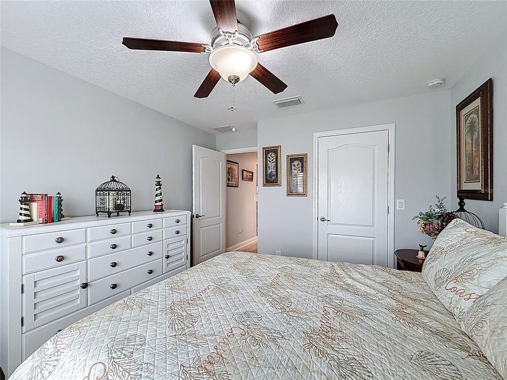 Image 27 of property listing at 9910 SW 55TH AVENUE ROAD, Ocala, FL 34476