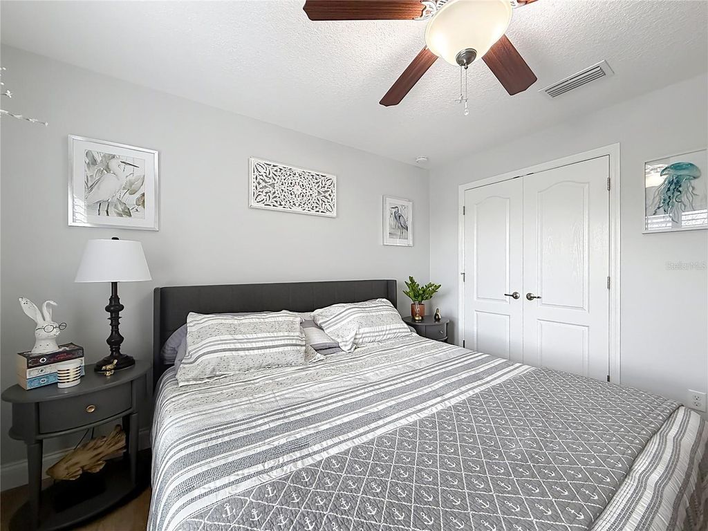 Image 29 of property listing at 9910 SW 55TH AVENUE ROAD, Ocala, FL 34476