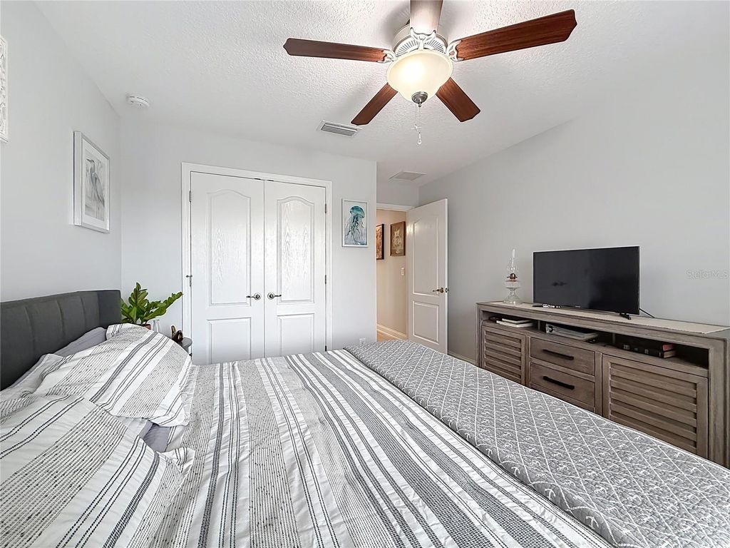 Image 30 of property listing at 9910 SW 55TH AVENUE ROAD, Ocala, FL 34476