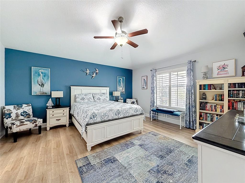 Image 33 of property listing at 9910 SW 55TH AVENUE ROAD, Ocala, FL 34476