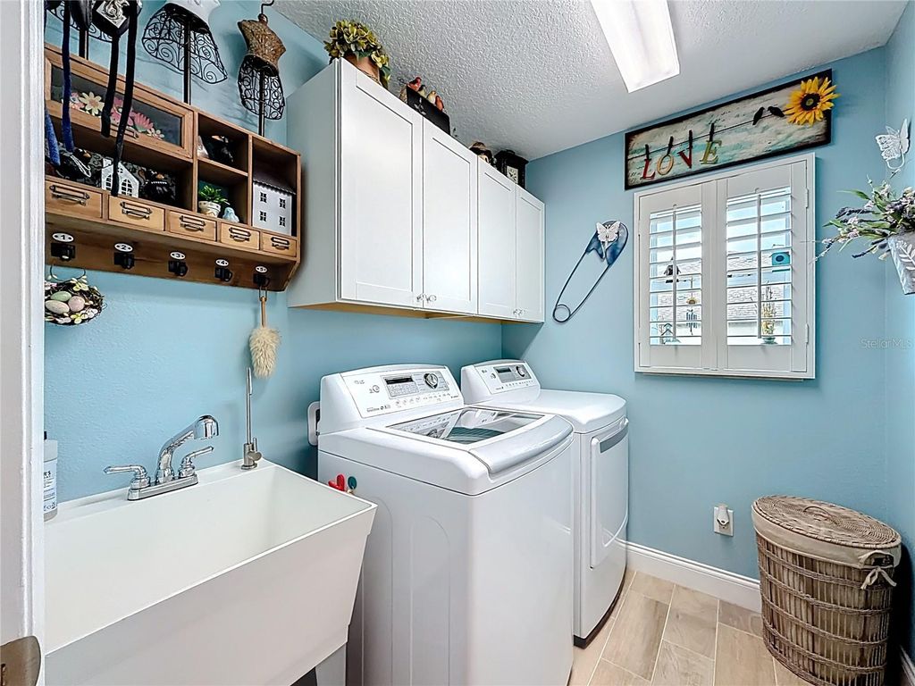 Image 41 of property listing at 9910 SW 55TH AVENUE ROAD, Ocala, FL 34476