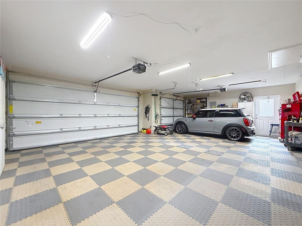 Image 42 of property listing at 9910 SW 55TH AVENUE ROAD, Ocala, FL 34476